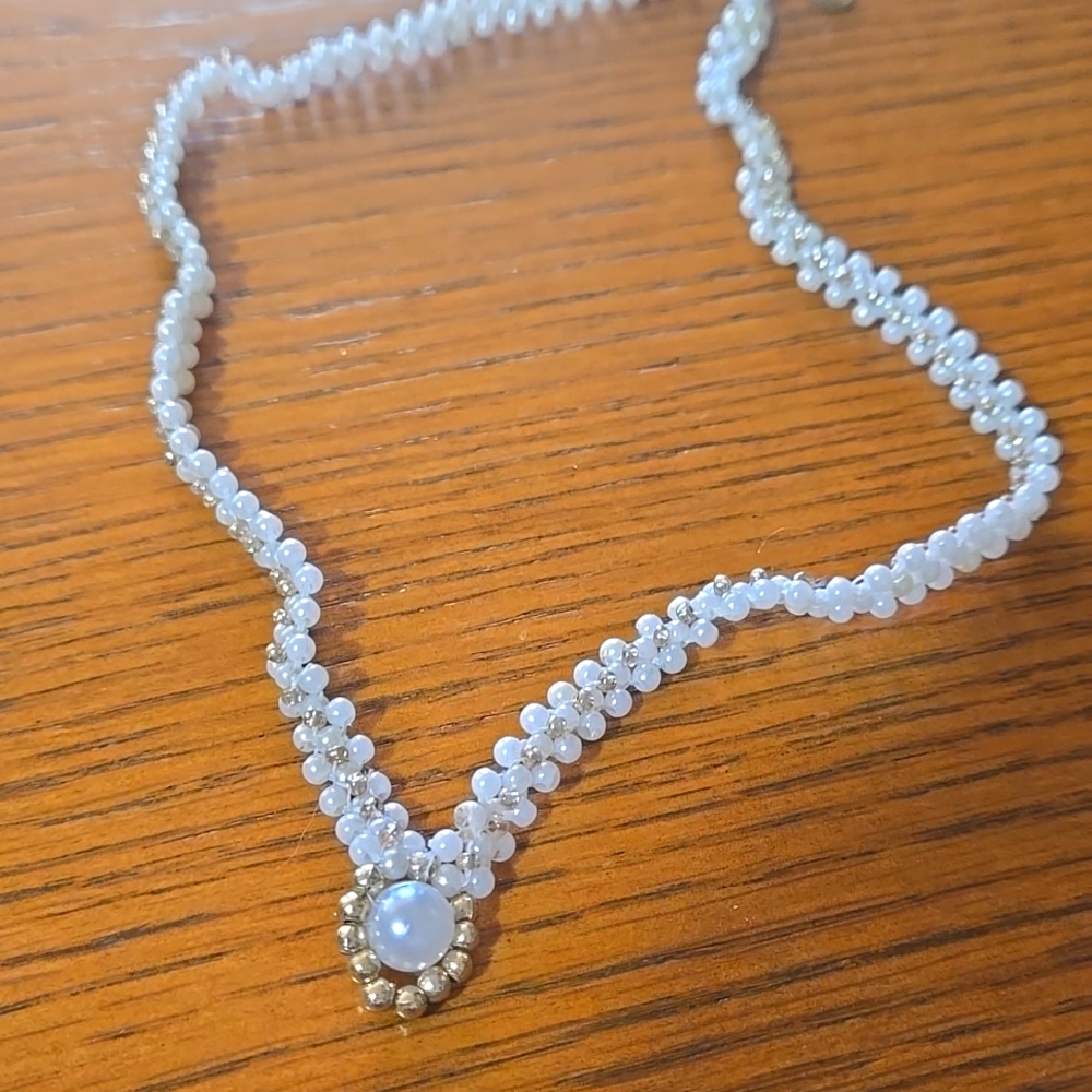 Beaded pearl necklace